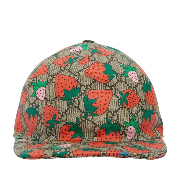 NWT Authentic GUCCI Strawberry Prints Monogram Cap Natural Strawberry Color - Picture 2 of 9